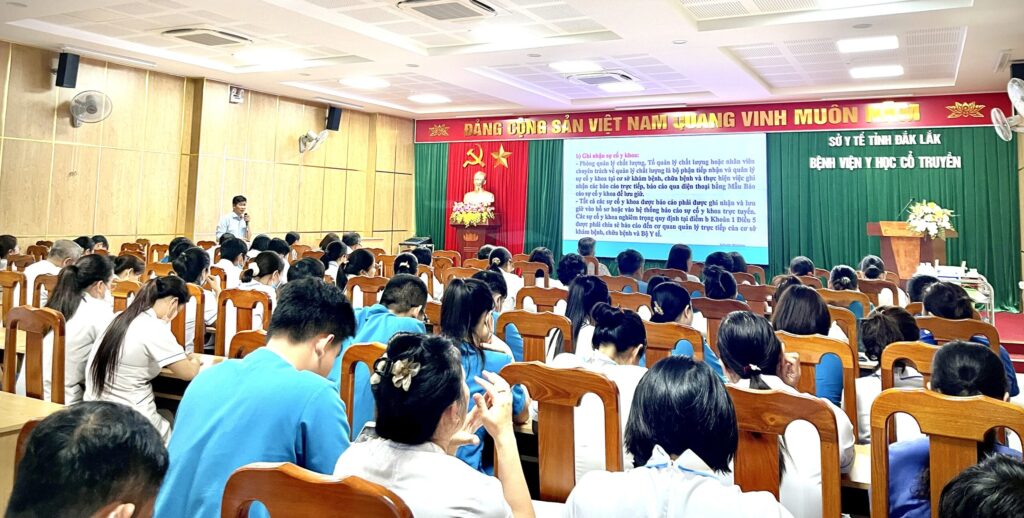 SỰ CỐ Y KHOA