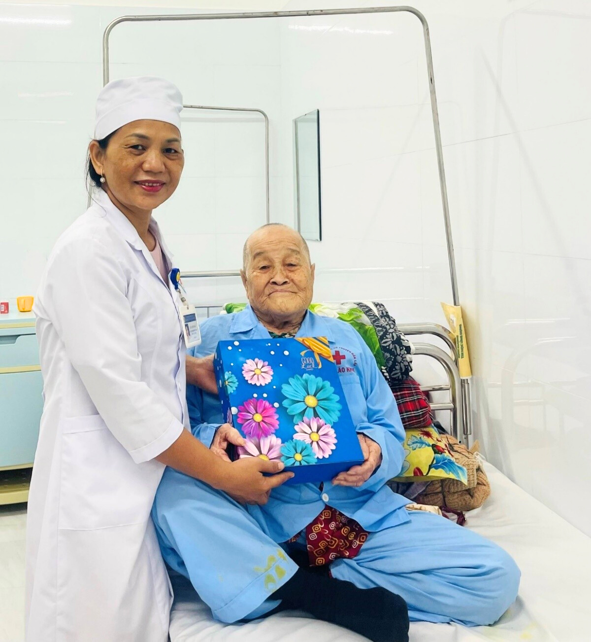 sức khỏe người cao tuổi